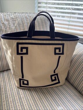 Pamela Munson Greek Key canvas tote navy